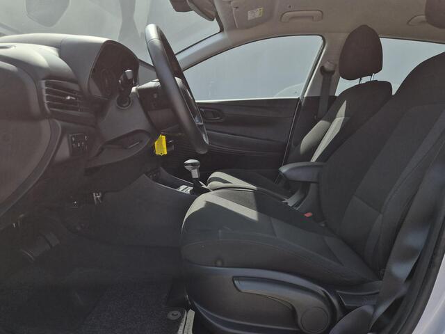 Hyundai I 20 1.0 T-GDI Comfort / Fabrieksgarantie tot 03-2029 / Dealer onderhouden / Apple Carplay Android Auto / Stuur- & Stoelverwarming / Cruise control / Achteruitrijcamera / Trekgewicht 1110 kg /