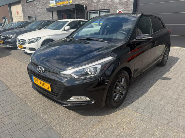 Hyundai I 20 1.0 T-GDI Black Edition | 1E EIGENAAR | 3/6 OF 12 MND GARANTIE | NAVI | CAMERA | CRUISE | AIRCO |