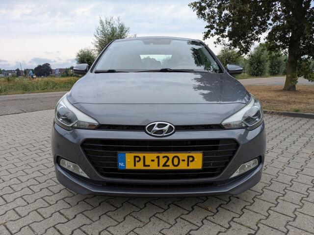 Hyundai I 20 1.0 T-GDI COMFORT I Camera I Clima I Navi I Cruise I