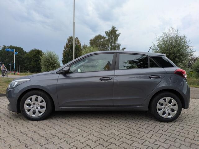 Hyundai I 20 1.0 T-GDI COMFORT I Camera I Clima I Navi I Cruise I