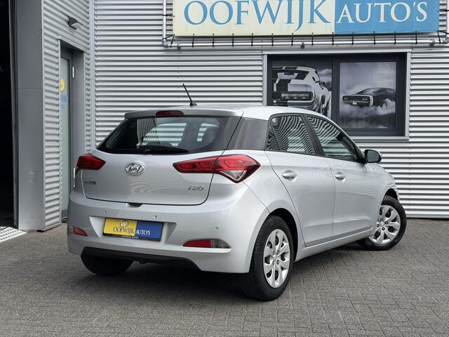 Hyundai I 20 1.2 i-Motion Airco PDC Cruise-Control