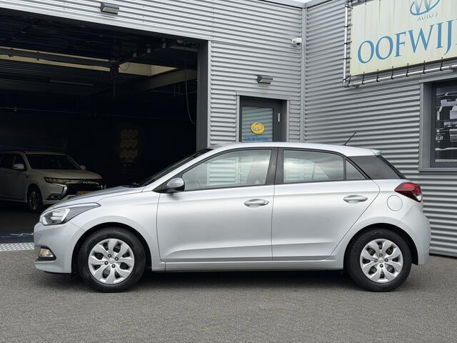 Hyundai I 20 1.2 i-Motion Airco PDC Cruise-Control