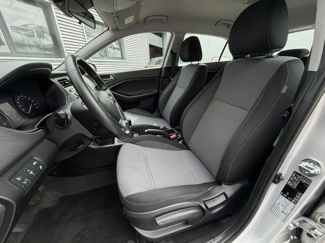 Hyundai I 20 1.2 i-Motion Airco PDC Cruise-Control