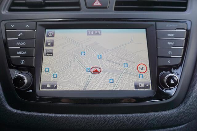 Hyundai I 20 1.0 T-GDI 100PK/Dealeronderhouden/Camera/Navi/ 2e Eigenaar.