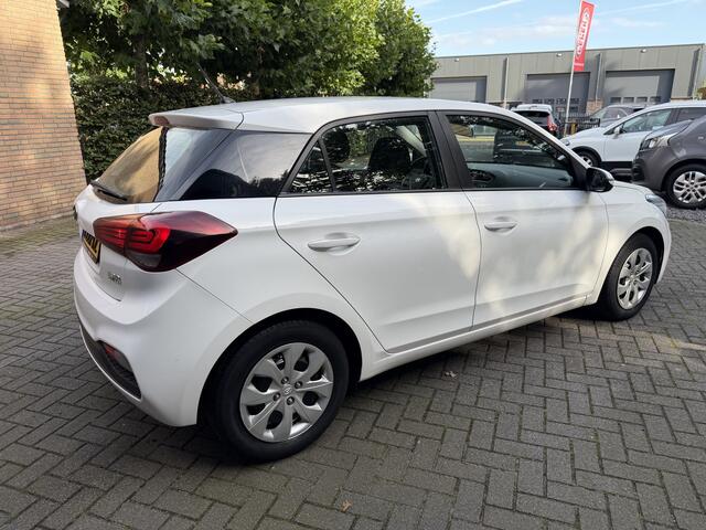 Hyundai I 20 1.2 LP i-Drive Cool Airco Stoelverwarming 4 Cilinder - Facelift