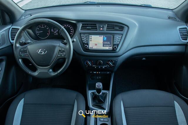 Hyundai I 20 1.2 i-Motion Premium | 1e Eigenaar, Navi, Camera