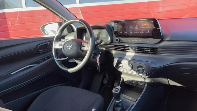 Hyundai I 20 1.0 T-GDI Comfort Smart TREKHAAK / CARPLAY / NAVI / AIRCO / PDC / BLUETOOTH / CRUISE / NL-AUTO