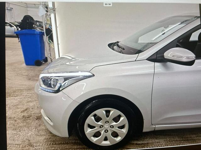 Hyundai I 20 1.0 T-GDI Comfort CAMERA / CLIMA / CRUISE / AIRCO