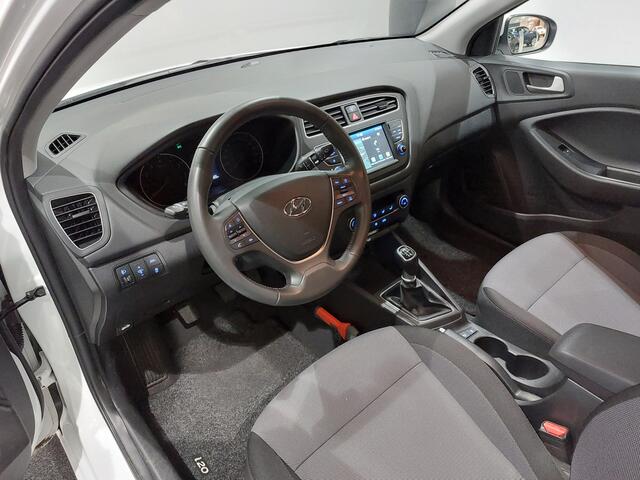 Hyundai I 20 1.0 T-GDI Comfort I NL-Auto I Apple Carplay I Achteruitrijcamera I Trekhaak I