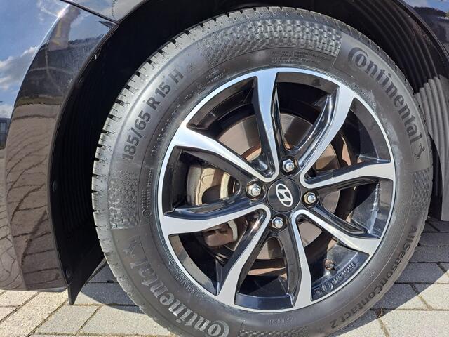 Hyundai I 20 1.0 T-GDI Comfort | Navi | LM velgen | All Season banden | Achteruitrijcamera |