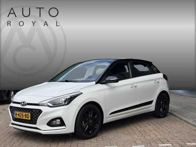 Hyundai I 20 1.2 HP i-Motion Premium APPLE CARPL./ANDROID AUTO | CAMERA | LED KOPLAMPEN | NAVIGATIE | KEYLESS ENTRY/GO | PARKEREN SENSOREN | STOELVERWARMING |