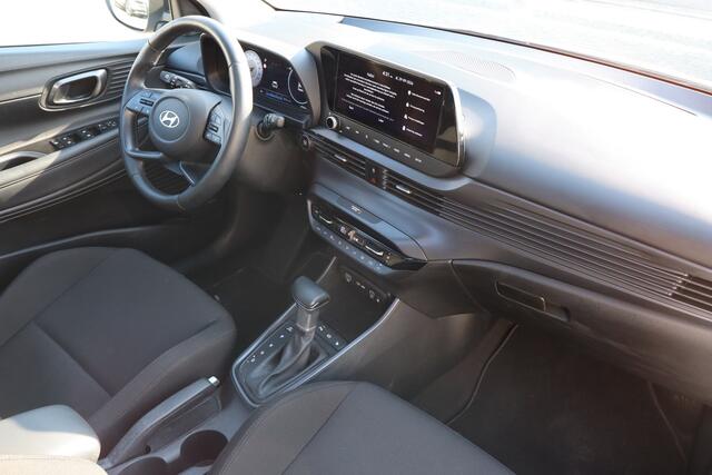 Hyundai I 20 1.0 T-GDI Premium Sky Automaat Panoramadak/Apple carplay/Achteruitrijcamera/Stoelverwarming voor en achter/Stuurverwarming/Lane assist/Adaptieve cruise control/Bose Audio – foto 2