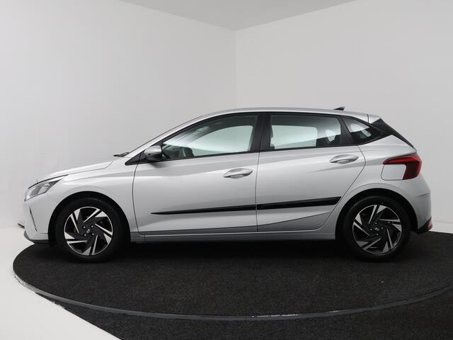 Hyundai I 20 1.2 MPI Comfort Smart | Navigatie | Camera | Carplay | LM-velgen | Onderweg-naar-dealer – foto 3