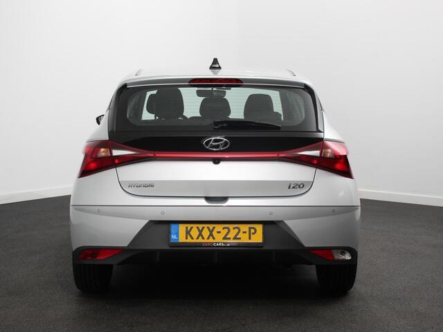Hyundai I 20 1.2 MPI Essential Navigatie Apple CarPlay Android Auto Camera Parkeerhulp achter Cruise Control Virtual Cockpit Climate control Lichmetalen velgen – foto 5