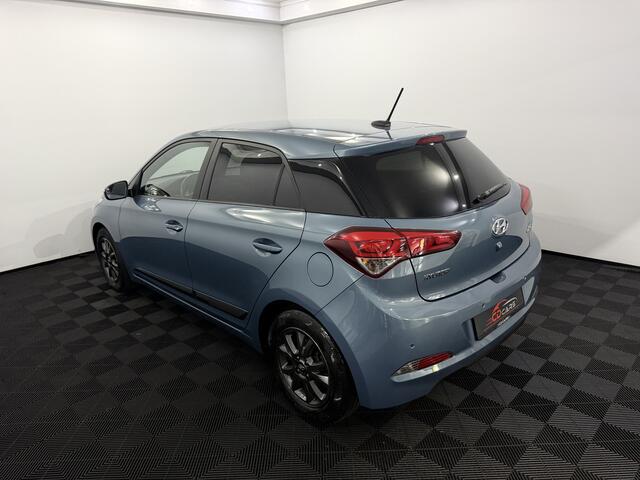 Hyundai I 20 1.0 T-GDI Black Edition Camera, Navi, Airco, Rijstrook correctie, Cruise control, Sportief velgen, Mistlamp – foto 4