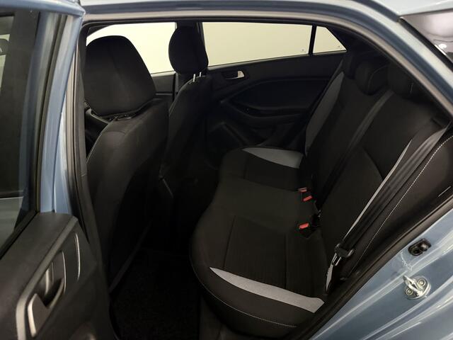 Hyundai I 20 1.0 T-GDI Black Edition Camera, Navi, Airco, Rijstrook correctie, Cruise control, Sportief velgen, Mistlamp – foto 9