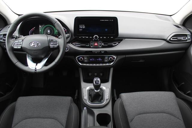 Hyundai I 30 Wagon 1.0 T-GDi MHEV Comfort Smart / Navigatie + Apple Carplay/Android Auto / Climate Control / Achteruitrijcamera / Cruise Control / Keyless Entry & Start /