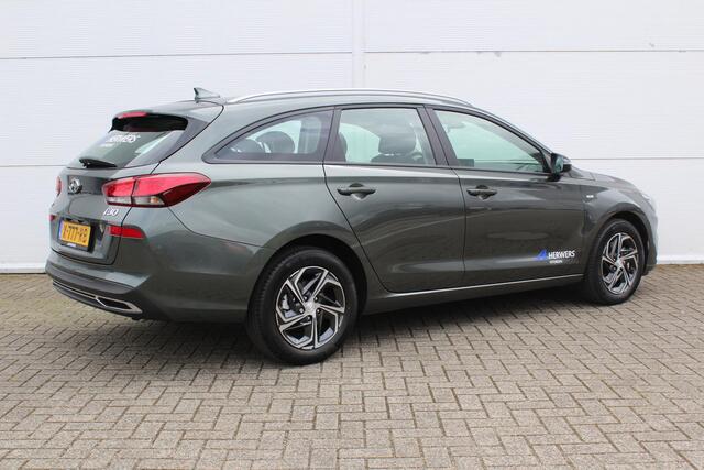 Hyundai I 30 Wagon 1.0 T-GDi MHEV Comfort Smart / Navigatie + Apple Carplay/Android Auto / Climate Control / Achteruitrijcamera / Cruise Control / Keyless Entry & Start /