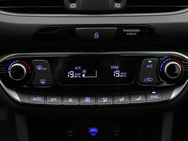 Hyundai I 30 Wagon 1.0 T-GDi MHEV Comfort Smart / Rijklaarprijs ¤ 29.995,- / Navigatie / Cruise Control /