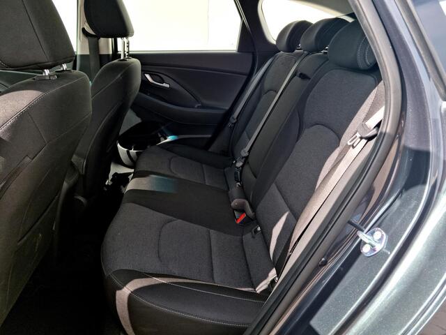 Hyundai I 30 Wagon 1.0 T-GDi MHEV Comfort Smart Automaat / Private Lease Vanaf ¤629,- / Navigatie / Android Auto & Apple Carplay /