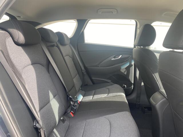 Hyundai I 30 Wagon 1.0 T-GDi MHEV Comfort Smart / ¤ 6255,- Voordeel / ¤28.935 Rijklaar / Direct Leverbaar / AppleCar Play & Android Auto / DAB / Airco / Cruise Control /