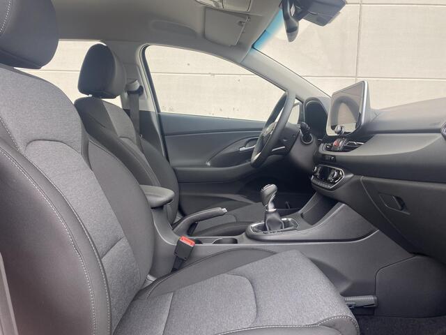 Hyundai I 30 Wagon 1.0 T-GDi MHEV Comfort Smart / ¤ 6255,- Voordeel / ¤28.935 Rijklaar / Direct Leverbaar / AppleCar Play & Android Auto / DAB / Airco / Cruise Control /