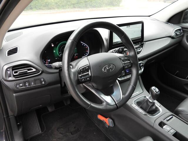 Hyundai I 30 Wagon 1.5 T-GDi MHEV Premium NAVI/LEER/CAMERA/LED/TREKHAAK/17"LMV!