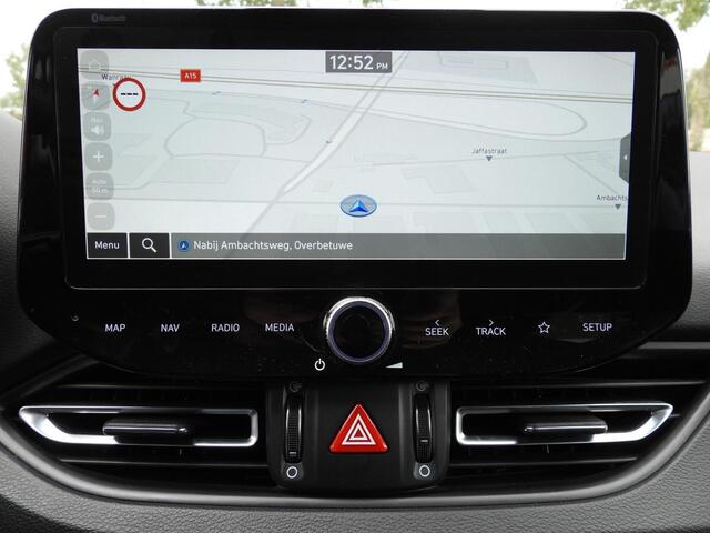 Hyundai I 30 Wagon 1.5 T-GDi MHEV Premium NAVI/LEER/CAMERA/LED/TREKHAAK/17"LMV!