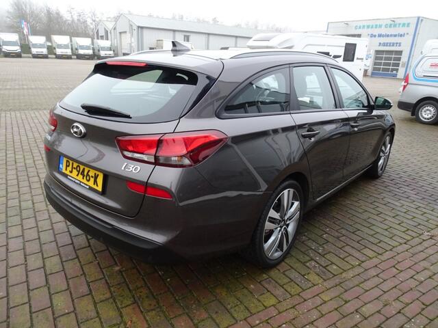 Hyundai I 30 1.4 T-GDI 140 pk Comfort Camera/PDC/Navi/18 inch