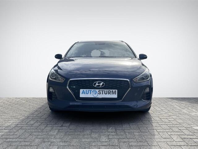 Hyundai I 30 Wagon 1.0 T-GDI i-Motion | Airconditioning | LM Velgen | Cruise Control | Park. Sensor | Radio-MP3 Speler | Rijklaarprijs!