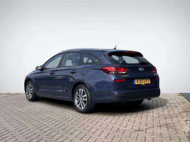 Hyundai I 30 Wagon 1.0 T-GDI i-Motion | Airconditioning | LM Velgen | Cruise Control | Park. Sensor | Radio-MP3 Speler | Rijklaarprijs!
