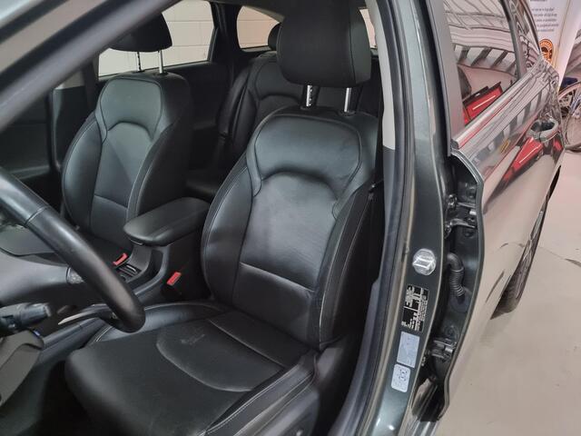 Hyundai I 30 Wagon 1.5 T-GDi MHEV Premium Led verlichting | Pdc | Camera | Stoel verw + koeling | Keyless
