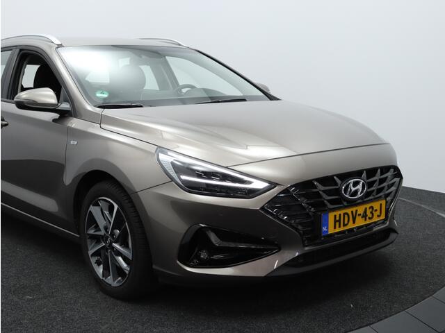 Hyundai I 30 1.5 T-GDi MHEV Comfort Plus | Navigatie | Camera | Stoelverwarmi
