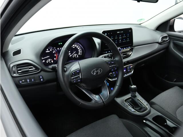 Hyundai I 30 1.5 T-GDi MHEV Comfort Plus | Navigatie | Camera | Stoelverwarmi