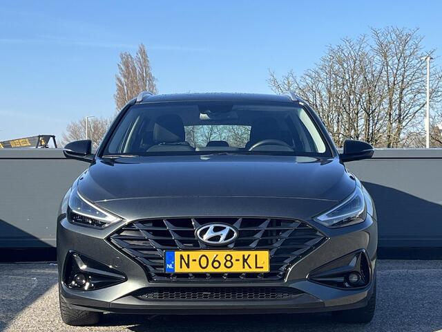 Hyundai I 30 Wagon 1.0 T-GDi 120PK MHEV Comfort Smart | Camera & Pdc | Lichtmetalen velgen | Navigatie grote scherm |