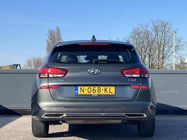Hyundai I 30 Wagon 1.0 T-GDi 120PK MHEV Comfort Smart | Camera & Pdc | Lichtmetalen velgen | Navigatie grote scherm |