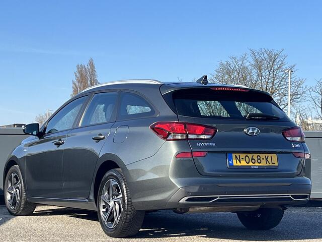 Hyundai I 30 Wagon 1.0 T-GDi 120PK MHEV Comfort Smart | Camera & Pdc | Lichtmetalen velgen | Navigatie grote scherm |