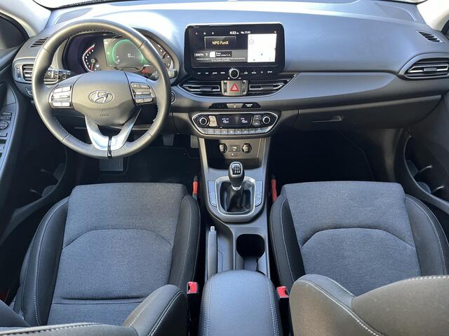 Hyundai I 30 Wagon 1.0 T-GDi 120PK MHEV Comfort Smart | Camera & Pdc | Lichtmetalen velgen | Navigatie grote scherm |