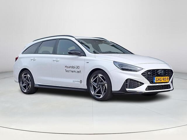 Hyundai I 30 Wagon 1.5 T-GDi MHEV N Line | Achteruitrijcamera | Stoel/stuurverwarming | Stoelgeheugen | Half leder/suède stoelen | Apple Carplay/Android Auto |