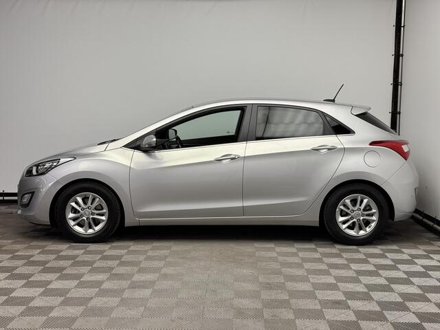 Hyundai I 30 1.6 GDi GO! 5-drs Navi Camera ECC NL Auto