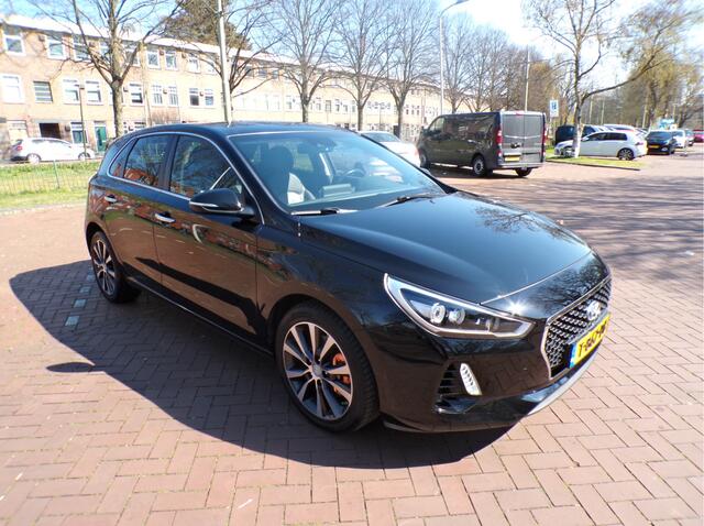 Hyundai I 30 1.4 T-GDI Premium MEEST LUXE UITVOERING.