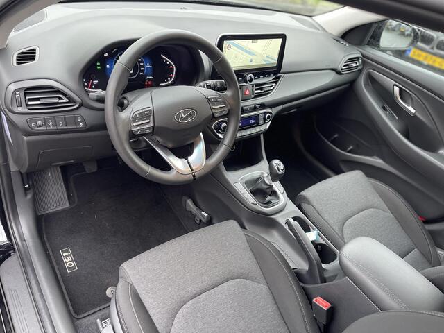 Hyundai I 30 Wagon 1.0 T-GDi MHEV Comfort Smart | Navigatie | Camera | Apple Carplay/Android Auto | Keyless Entry | LED Koplampen | Cruise & Climate Control | Rijklaarprijs!