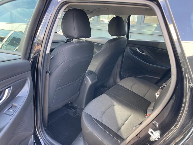 Hyundai I 30 Wagon 1.0 T-GDi MHEV 120pk Comfort Smart CAMERA/KEYLESS/NAVI/CARPLAY/PDC
