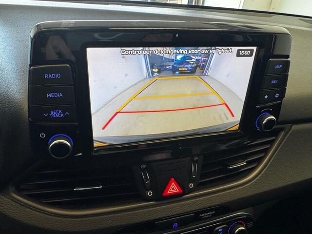 Hyundai I 30 WAGON 1.4 T-GDI Comfort NAVI CAMERA CLIMA NAP APK