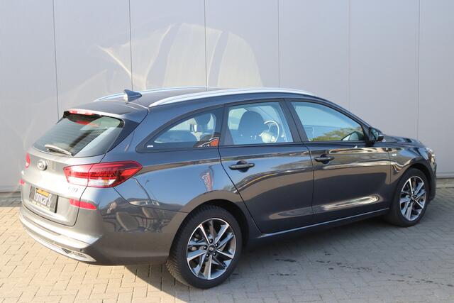Hyundai I 30 Wagon 120PK T-GDi Hybrid Automaat Comfort Navigatie/Camera/Parkeerhulp/Winter-pack
