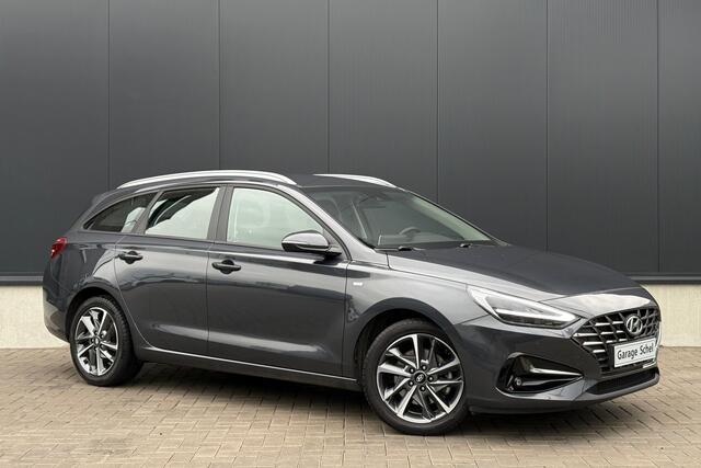 Hyundai I 30 Wagon 1.5 T-GDi MHEV Premium - Stoel & Stuur verwarming - LED - Carplay - Android - Camera - Navi - Rijklaar