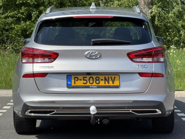 Hyundai I 30 Wagon 1.5 T-GDi MHEV 160 PK Premium | Lederen bekleding | Stoel& stuurverwarming & Stoelventilatie | Trekhaak | Allseason banden | 17'' Lmv |