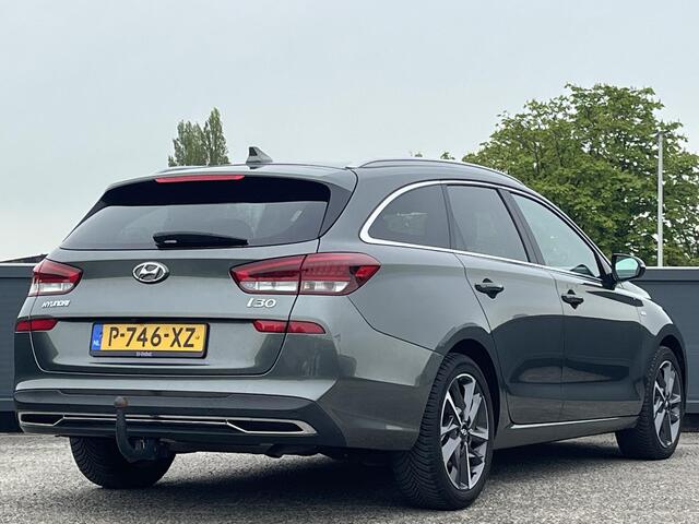Hyundai I 30 Wagon 1.5 T-GDi 160PK MHEV Premium | Lederen bekleding | Stoel& stuurverwarming & Stoelventilatie | Trekhaak | Allseason banden | 17'' Lmv |