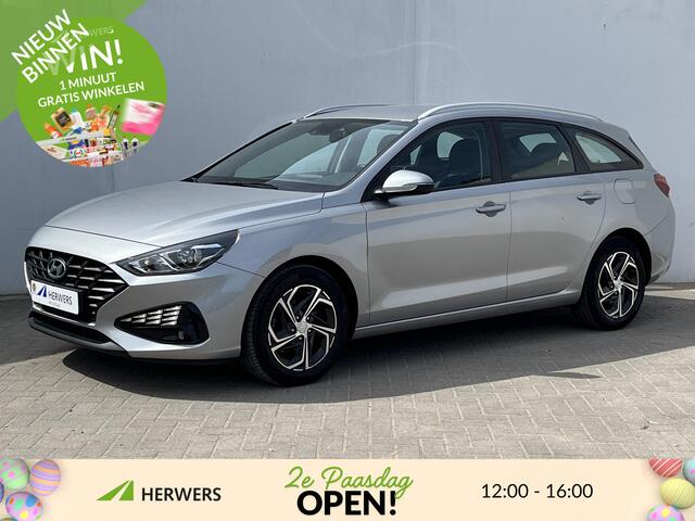 Hyundai I 30 Stationwagon 1.0 T-GDi Comfort / Achteruitrij Camera / Navigatie via Apple Carplay & Android Auto / Cruise Control / Lane Assist / DAB Radio / Airco / Parkeersensor achter