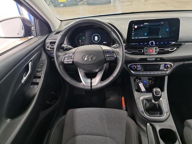 Hyundai I 30 Wagon 1.0 T-GDi MHEV Comfort Smart Navi | Cruise | Carpley | Keyless | Afneem Trekhaak | PDC | NAP | Volledig Dealer Onderh.